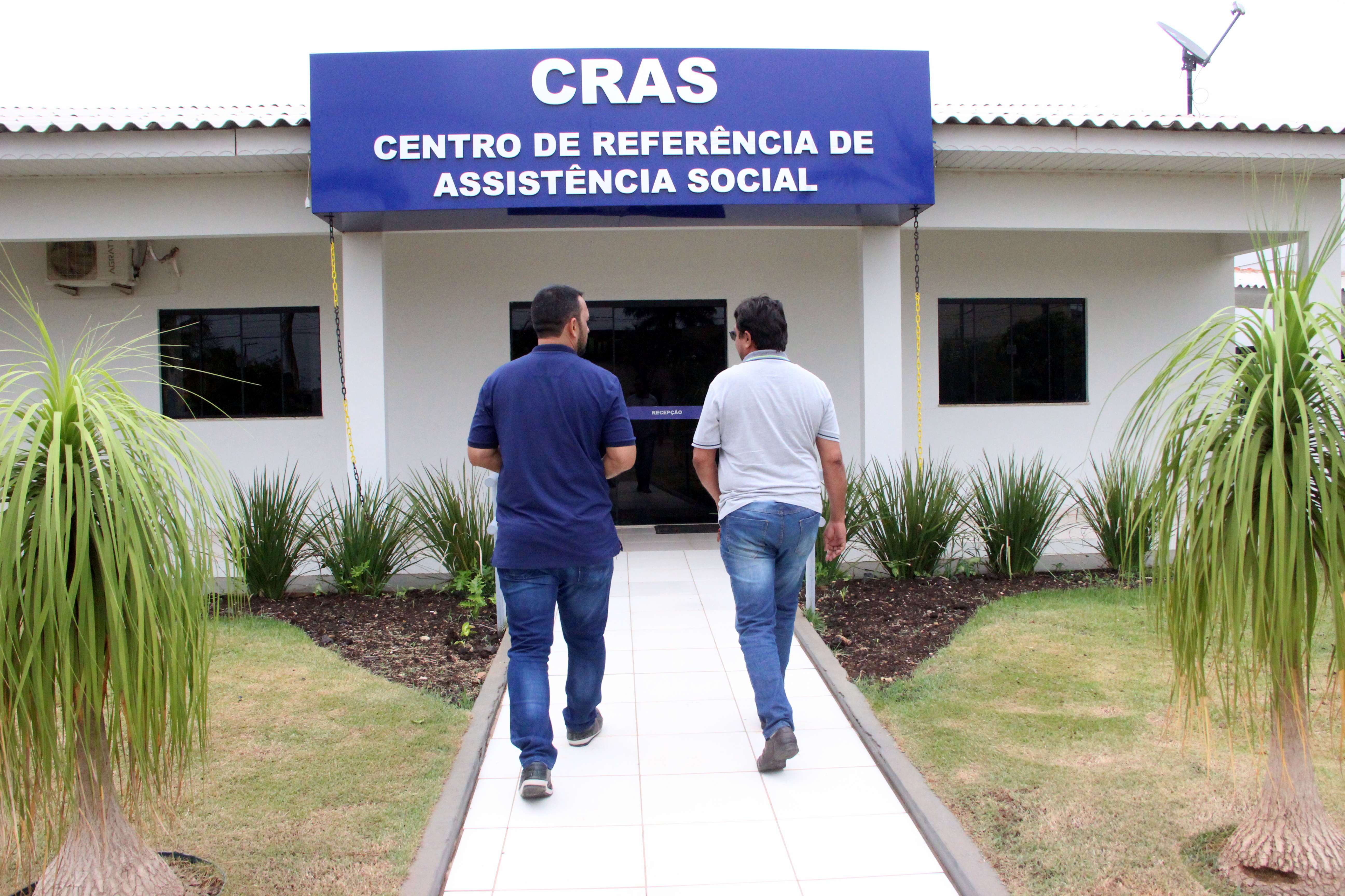 Vereadores visitam CRAS e se reúnem com secretária de Assistência Social